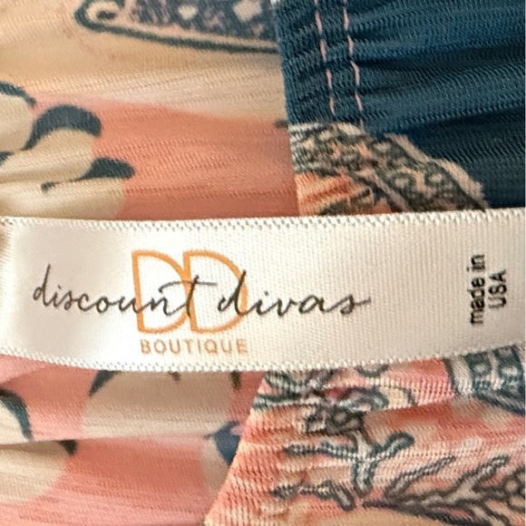 Relaxed Blue and Pink Blouse with Embellished Neckline - Picture 3 of 3